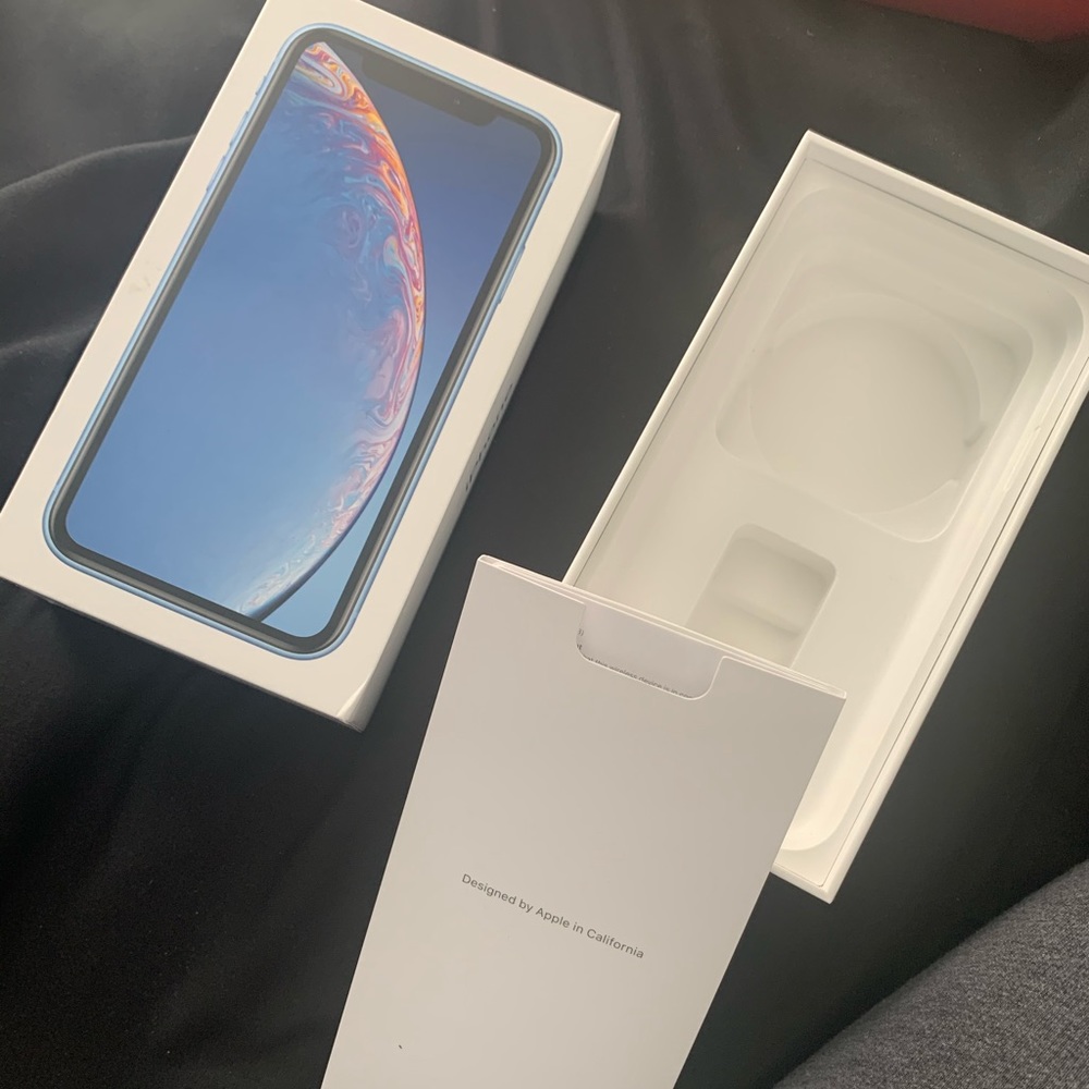 iPhone XR Blue 128GB (Empty Box)